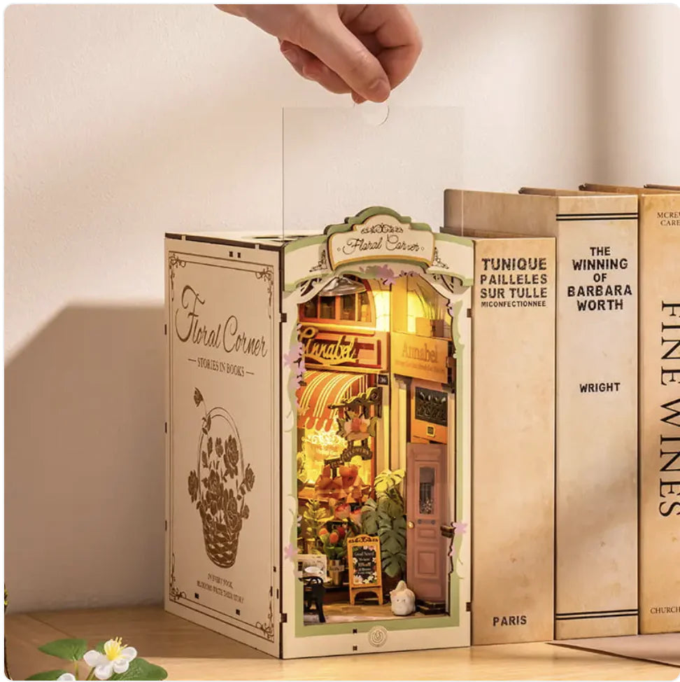 Rolife Floral Corner DIY 3D Wooden Book Nook Kit